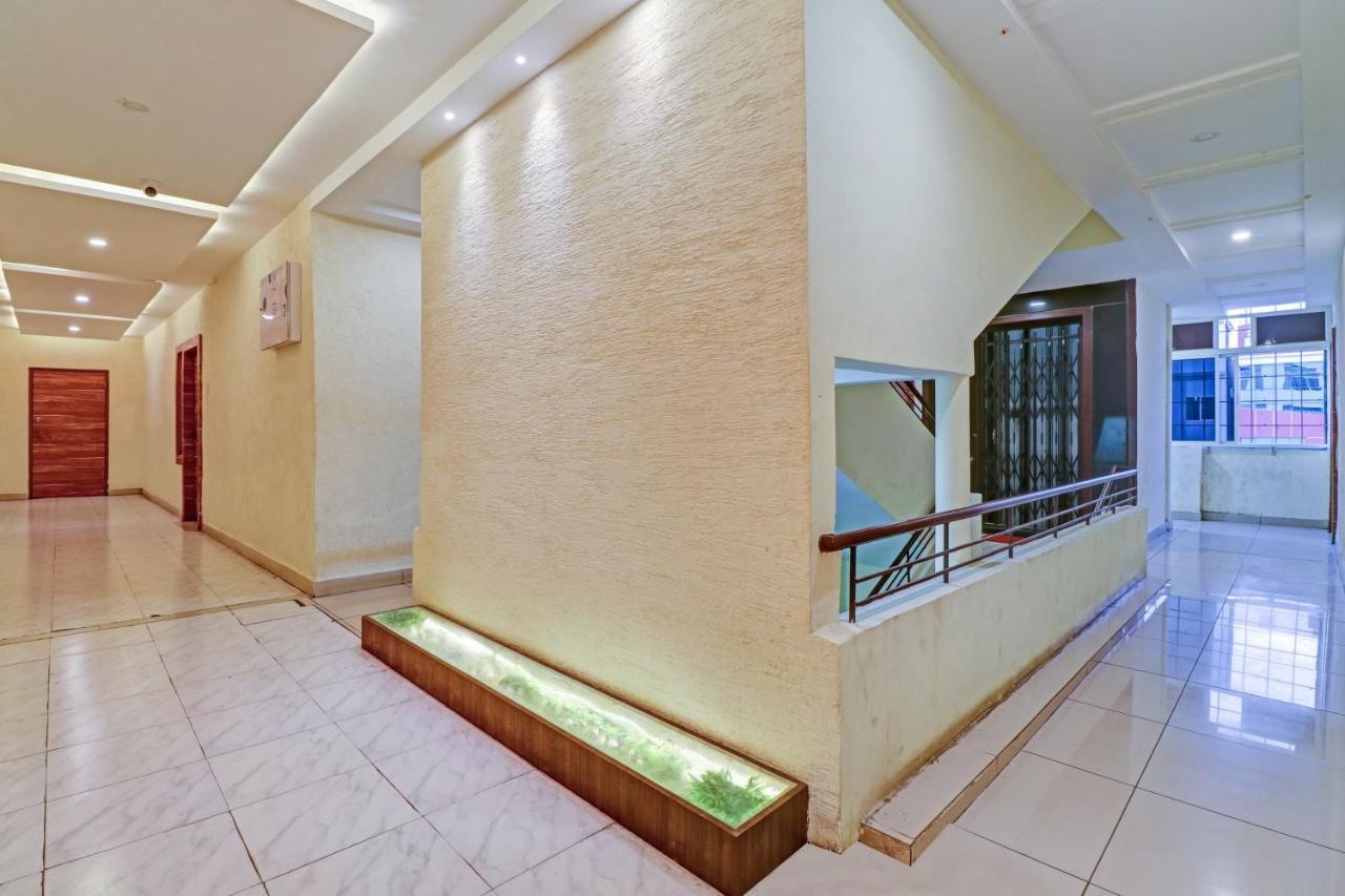 Hotel O Aditya Grand Inn Гунтур Екстер'єр фото