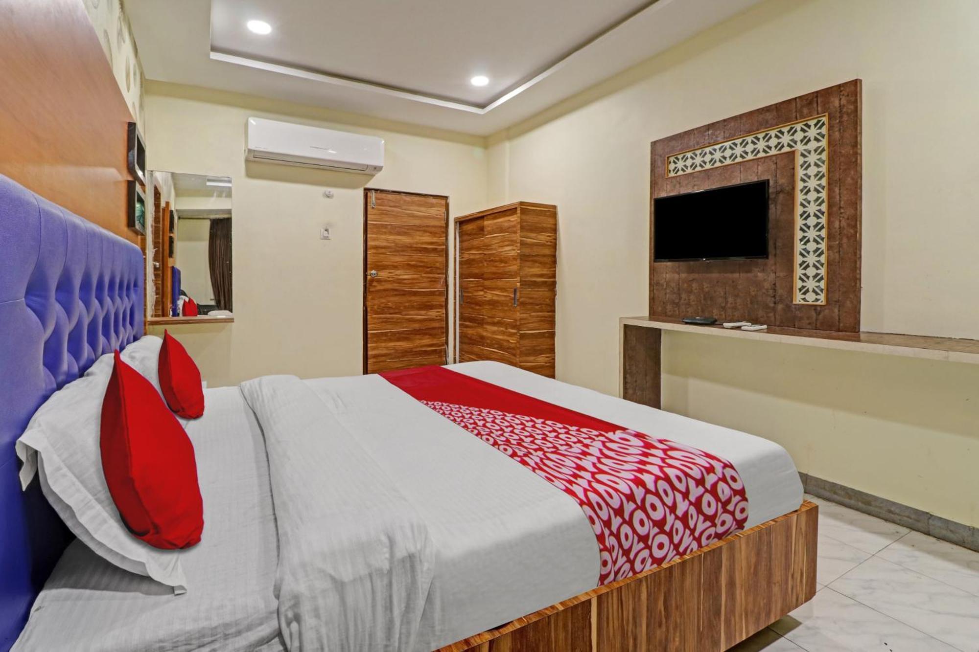 Hotel O Aditya Grand Inn Гунтур Екстер'єр фото